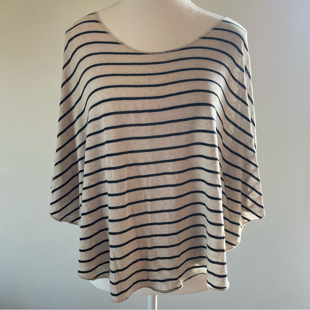 Striped Poncho Top Blouse Cream Black Xhilaration Small